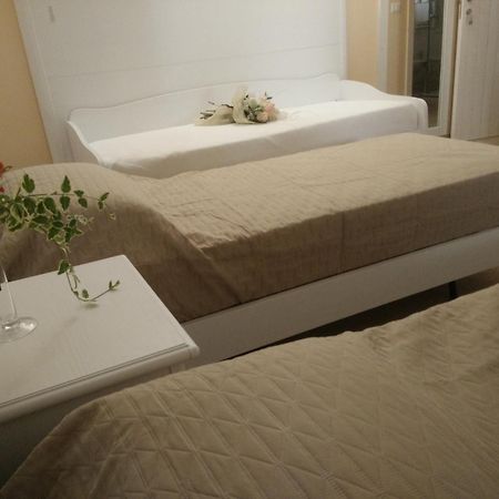 Bed and Breakfast Le Camelie Marina di Ginosa Habitación foto