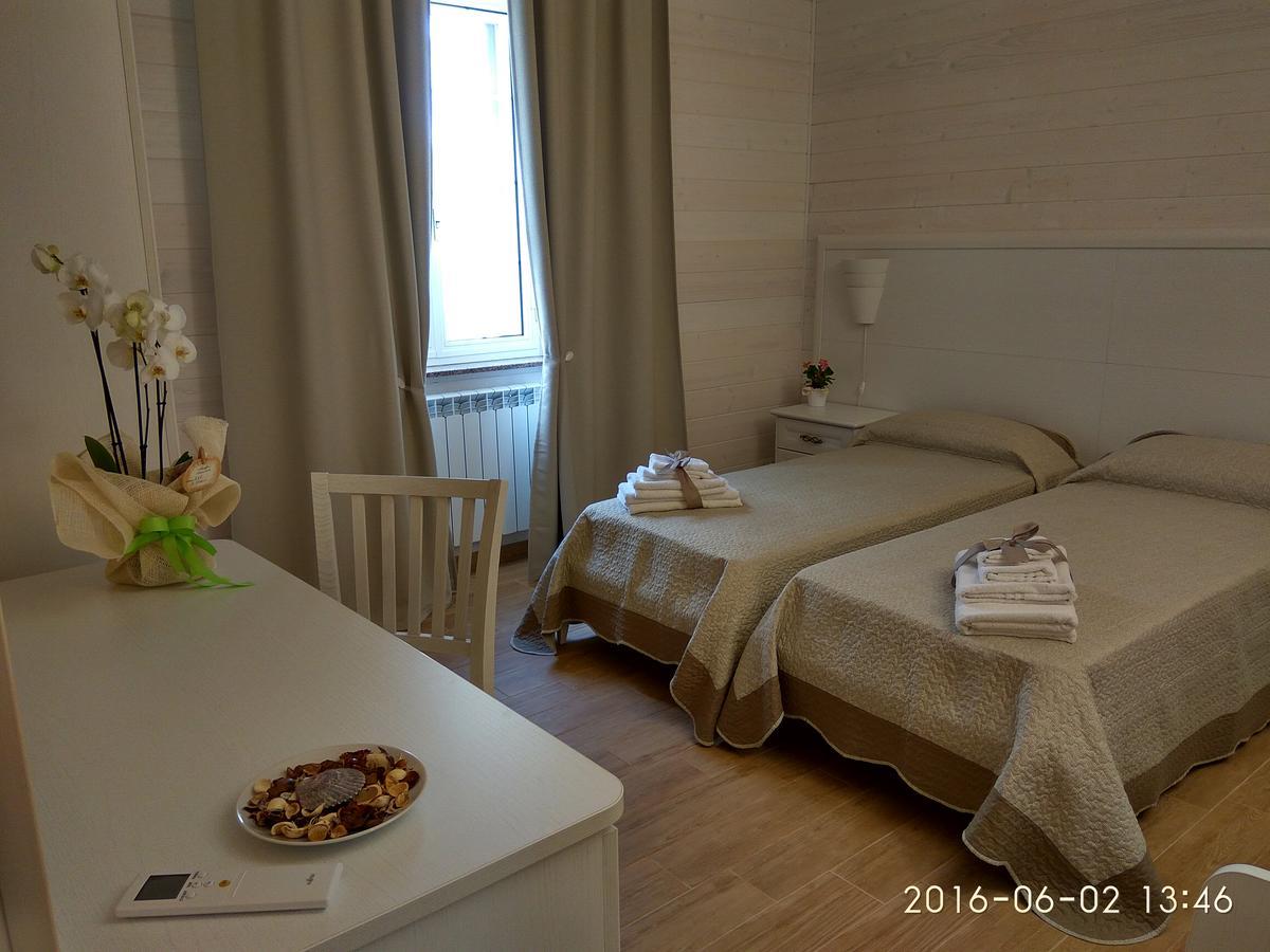 Bed and Breakfast Le Camelie Marina di Ginosa Exterior foto