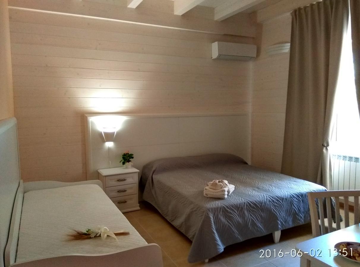 Bed and Breakfast Le Camelie Marina di Ginosa Exterior foto