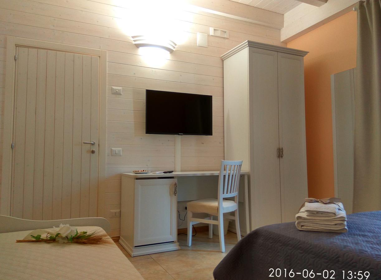 Bed and Breakfast Le Camelie Marina di Ginosa Exterior foto
